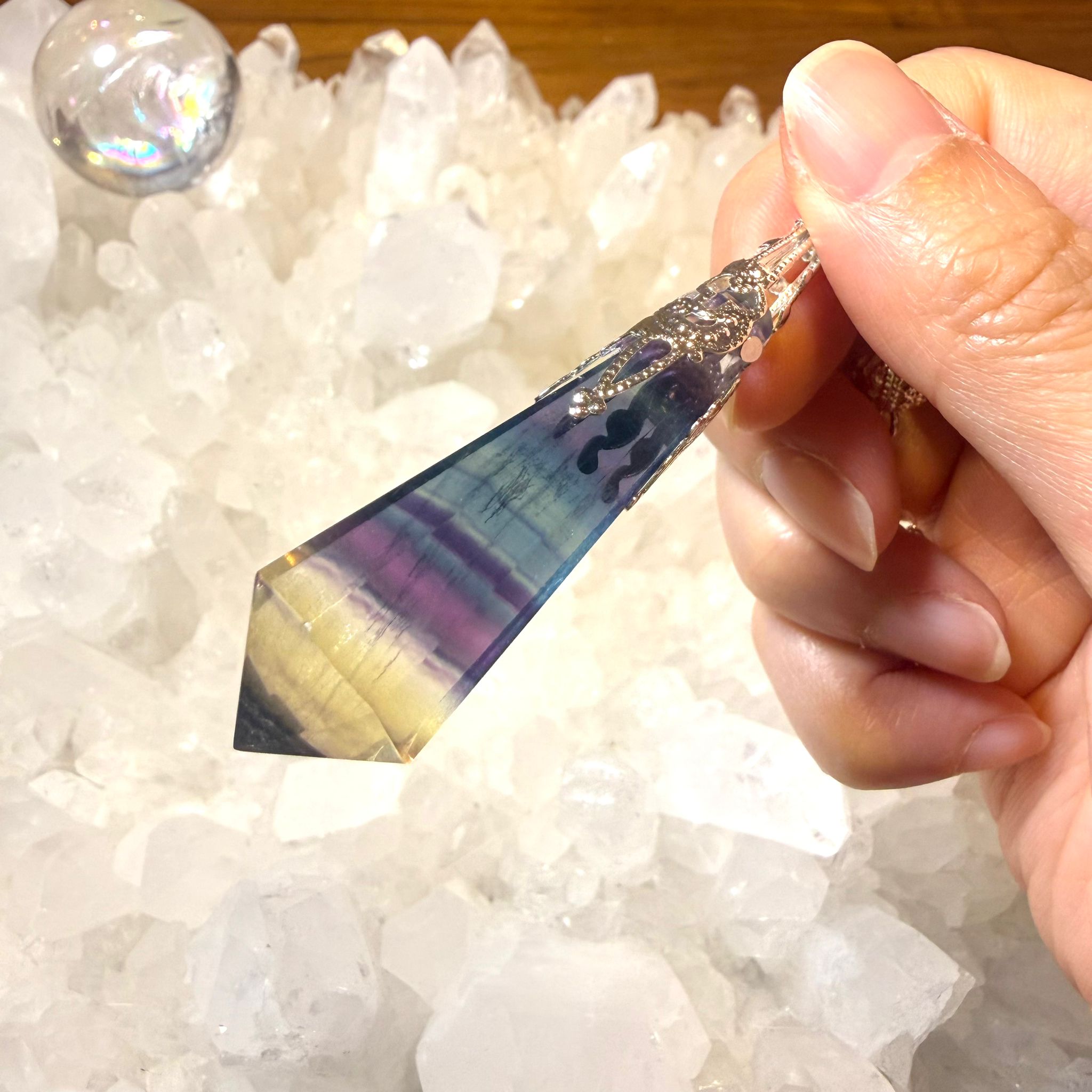 濃紫綠螢石靈擺 提升能量至9,000,000