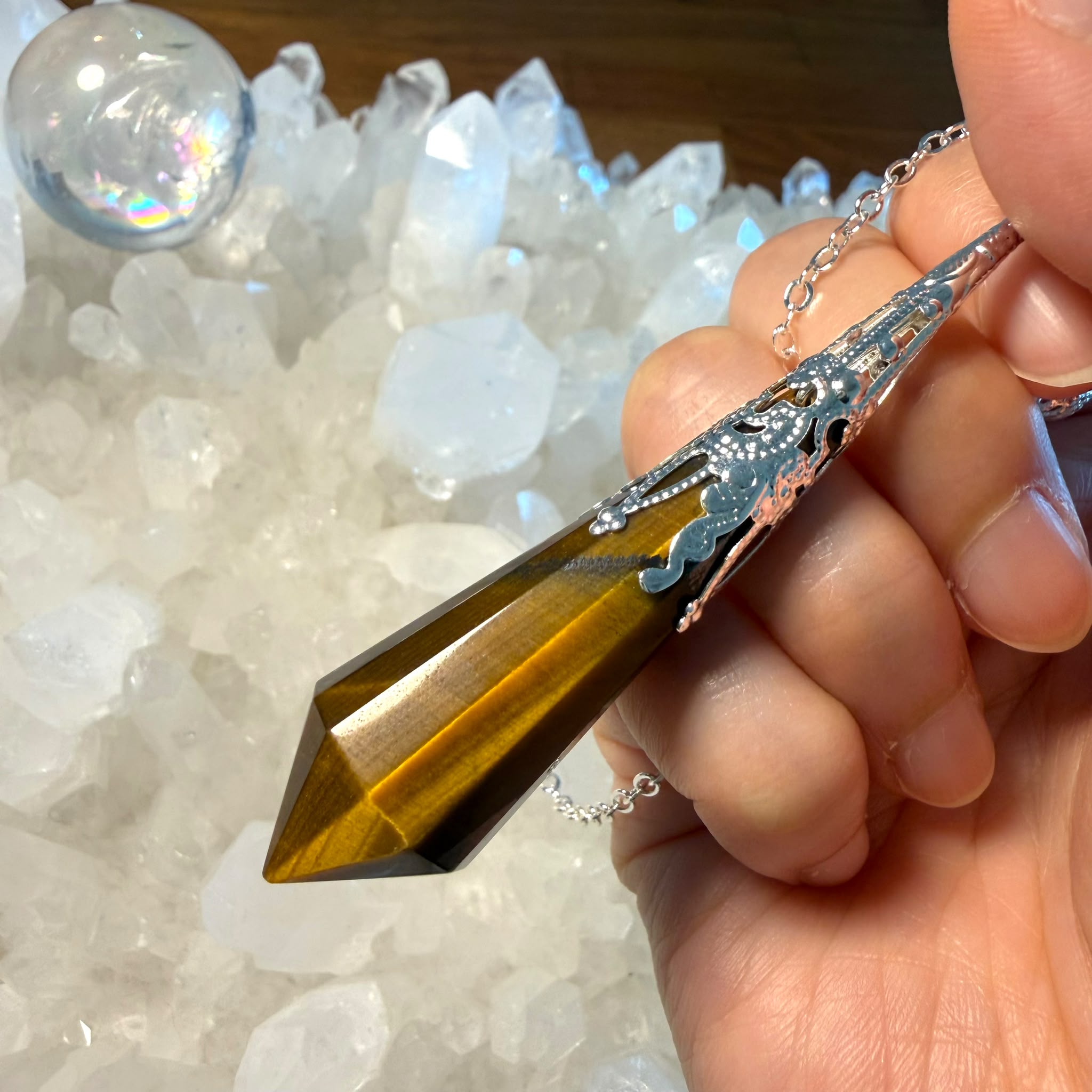 明顯虎紋 超高能量值虎眼靈擺 👉🏻已提升能量至8500000