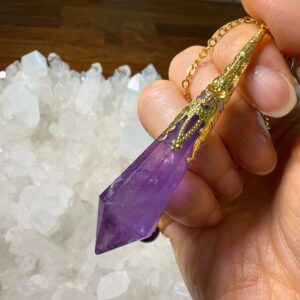 接近寶石及紫晶靈擺